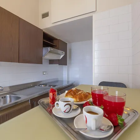 Elite Hotel 4*