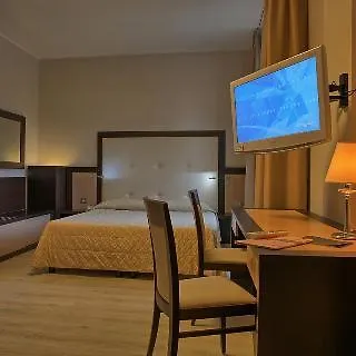 호텔 스위트 엘리트 4*