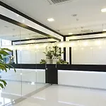מלון Elite 4*
