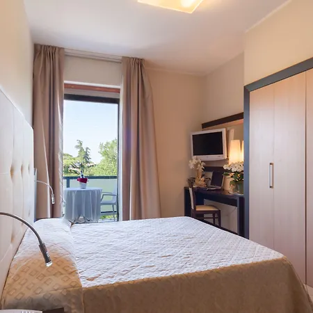 أجنحة إليت الفندقية