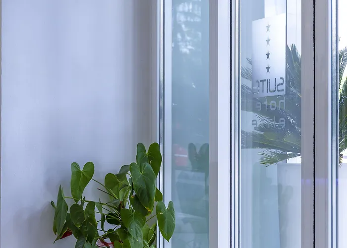 فندق أجنحة إليت الفندقية 4*