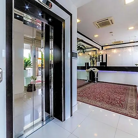 Hotel Elite 4*