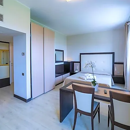 Elite Hotel Bologna