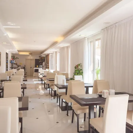 Elite Hotel