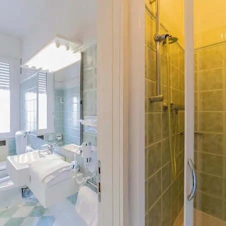Hotel Elite 4*