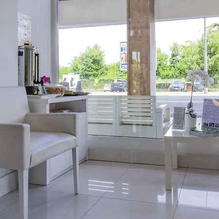 Elite 4* Μπολόνια